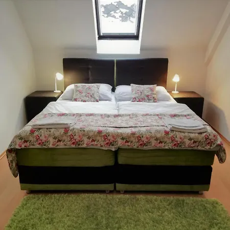 Panda 2 Guest house 3*