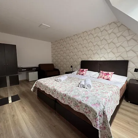 Panda 2 Guest house